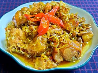 Gà kho sả ớt