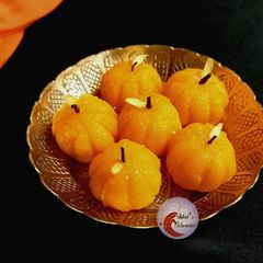 A picture of Pumpkin Semolina Halva.