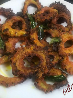 பாகற்காய் ப்ரை செய்முறை முக்கிய புகைப்படம்