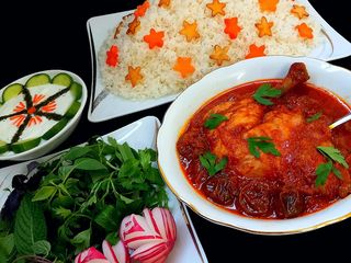 خورشت مرغ با آلو بخارا