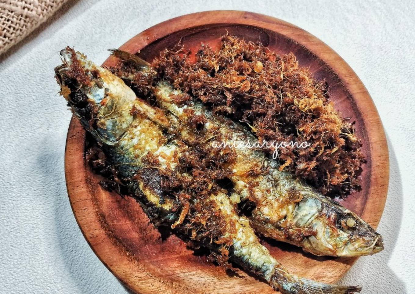 Ikan Goreng Bumbu Lengkuas