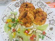 Una foto de pimentón cebolla ensalada