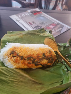 Foto resep Nasi bakar ikan suwir kemangi