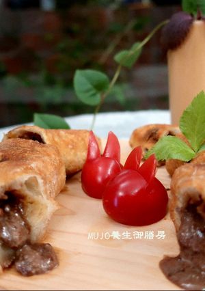 義式料理04-拿坡里起司巧克力炸披薩&口袋麵包 的食譜成品照片
