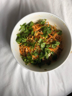 મગ ની દાળ નું સલાડ (Moong Dal Salad Recipe In Gujarati) રેસીપી મુખ્ય ફોટો