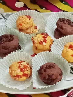 ચોકલેટ કુકીઝ અને ટુટી ફ્રૂટી કુકીઝ (Chocolate Cookies Tutti Frutti Recipe In Gujarati) રેસીપી મુખ્ય ફોટો