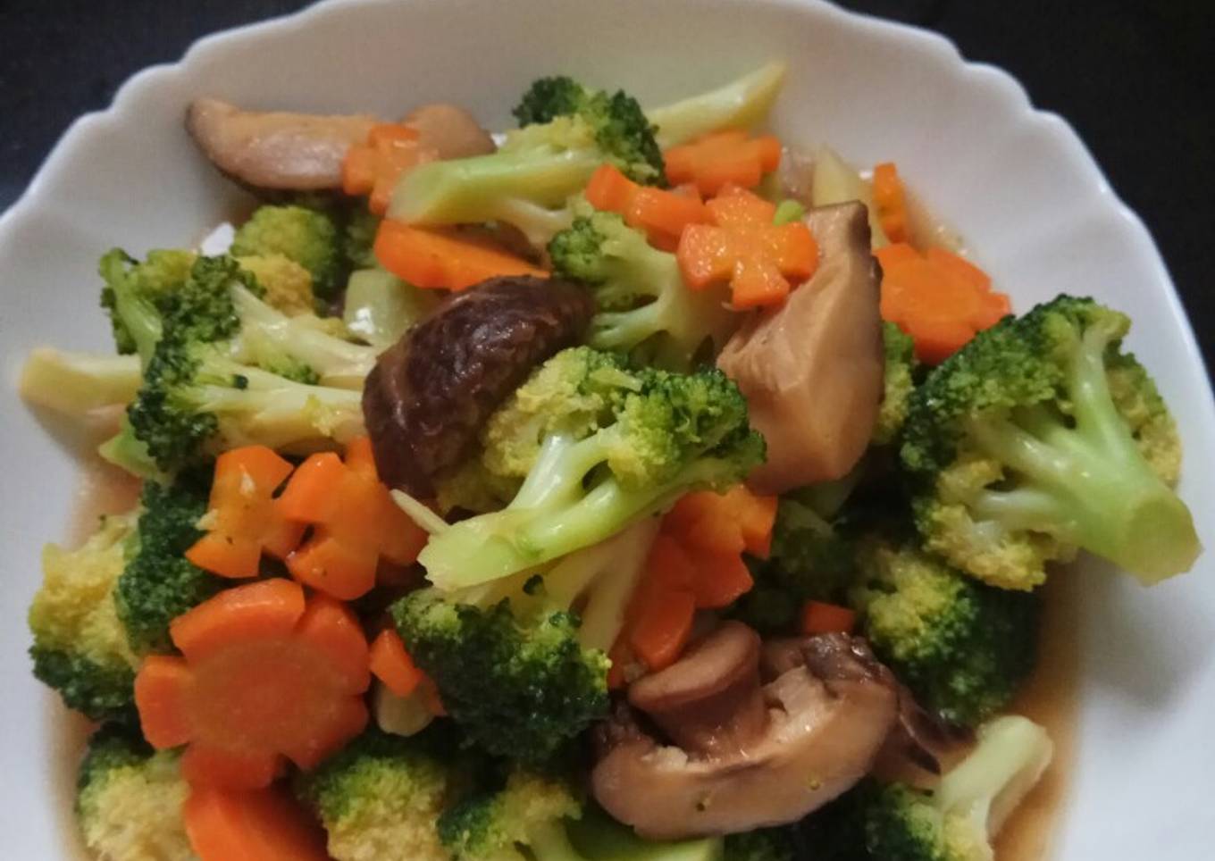 Cha brokoli (vegetarian)