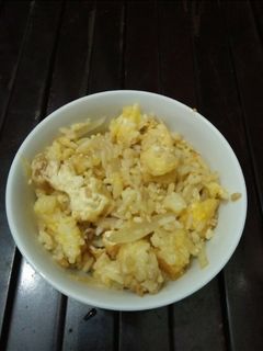 Hình của món Cơm rang trứng đậu.