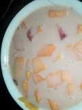 Frutas con yogurt casero