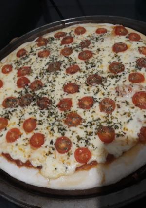 Una foto de Pizza con muzzarella