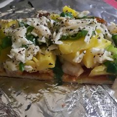 A picture of Flat bread Pizza.