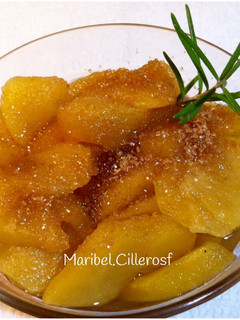 Una foto de Manzanas cocidas en su jugo y almíbar
