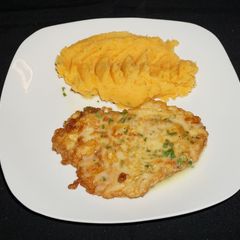 CHICKEN FRANCAISE. JON STYLE A picture of CHICKEN FRANCAISE. JON STYLE.
