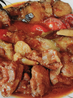 عکسی از دستور خوراک بادمجان و کدو با گوشت بوقلمون 😋😋