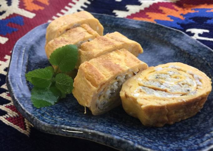 Japanese Rolled Fried Egg with baby Sardines