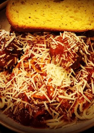 A picture of Spaghetti and Meatballs.