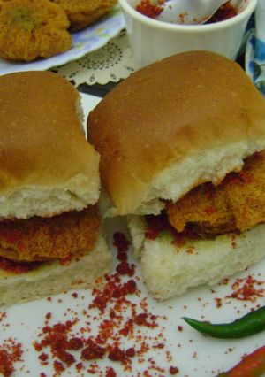 A picture of Vada Pav.