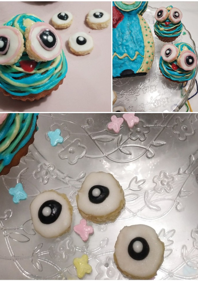 Una foto de Galletitas ideales para hacer ojos decorativos