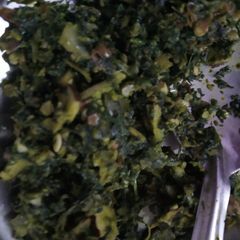 A picture of Coriander chutney (Dry).