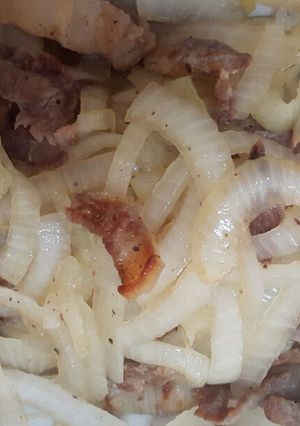 鹹豬肉炒洋蔥 的食譜成品照片