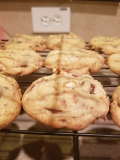 A picture of Everything cookie.