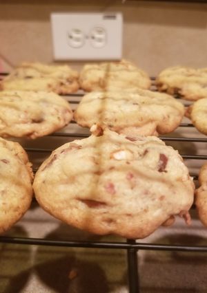 A picture of Everything cookie.