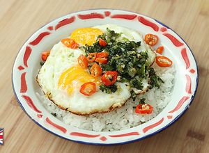 Foto resep Nasi Telur Ceplok Daun Bawang Devina Hermawan