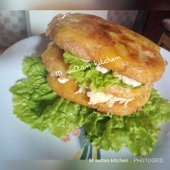 A picture of My plantain sandwich.