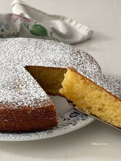 Foto di Torta caprese al limone
