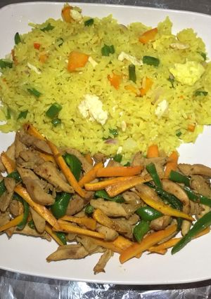 A picture of Fried rice&stir fry chicken.