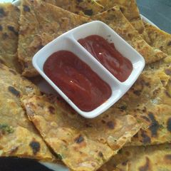 A picture of Onion paratha.