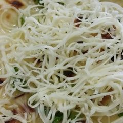 A picture of Cheese butter naan/butter roti.