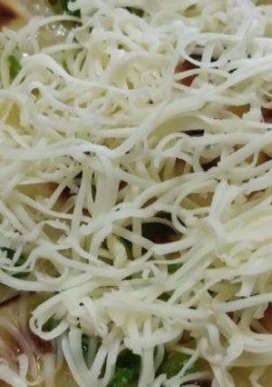 A picture of Cheese butter naan/butter roti.