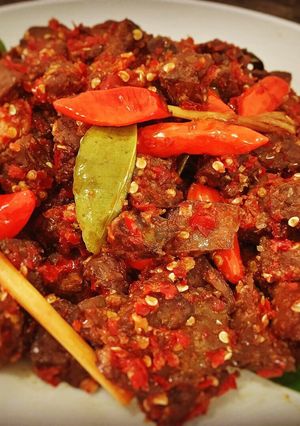 Foto resep Oseng mercon Paru Sapi
