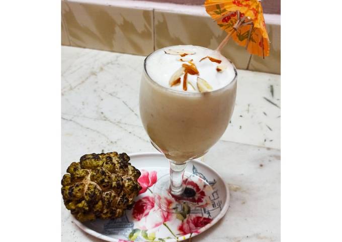 Steps to Make Quick Custard apple shake