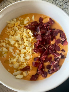 Una foto de Salmorejo 🍅 (con o sin Mambo)