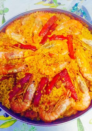 Una foto de Paella de marisco