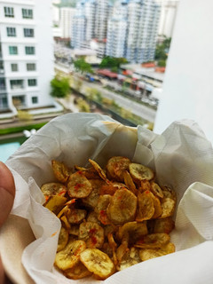 வாழைக்காய் சிற்றுண்டி சிப்ஸ் (vaazhaikaai chips recipe in tamil) செய்முறை முக்கிய புகைப்படம்