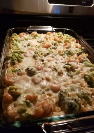 A picture of Shrimp alfredo bake.