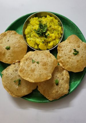 A picture of Poori Bhaji(Maharashtrian Style).