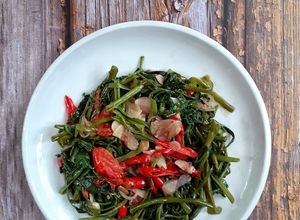 Foto resep Tumis Kangkung Terasi Margarin