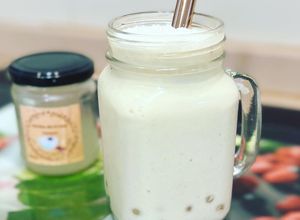 Une photo de Smoothie Banane Coco Vanille & Perles de Yaourt