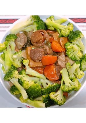 綠花椰滷肉 的食譜成品照片