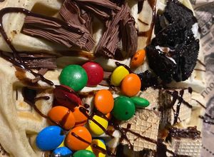Una foto de Waffles con toppings