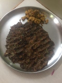கீரை மற்றும் ராகி,கோதுமை அடை💦💧🌤🌥🍃🌱☘️ (Raagi kothumai adai recipe in tamil) செய்முறை முக்கிய புகைப்படம்