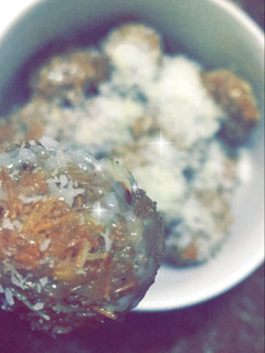 صورة لوصفة كرات الشعيريه بالمكسرات