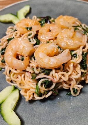 Hình của món Mì xào Tomyum hải sản.