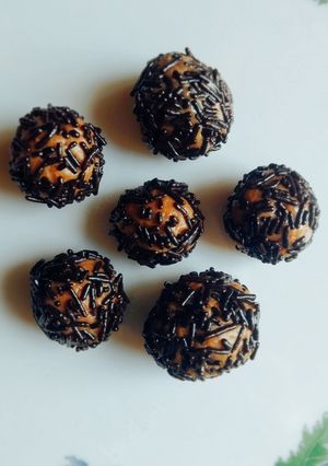 A picture of Chocolate truffle recipe.