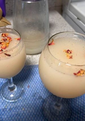 A picture of Lychee juice.