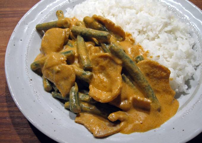 Step-by-Step Guide to Make Perfect Vegan Soy Meat Thai Red Curry